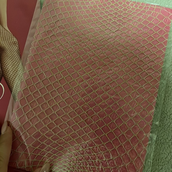Sexy Little Things Fishnet Pantyhose Size B-NWT - Picture 5 of 5
